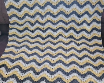 Chevron ripple handmade toddler blanket