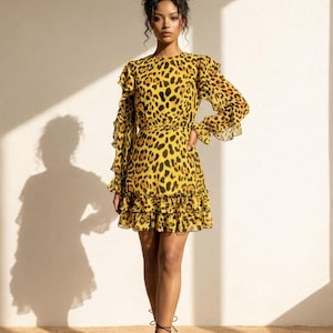 neon yellow leopard dress NEW LIKELY Contrance BRIGHT YELLOW Neon LEOPARD Print COCKTAIL Mini DRESS 00