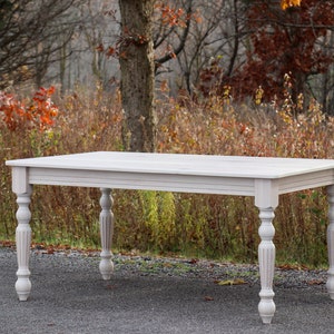 White Oak Farmhouse Dining Table, Pine Wood Table, Turned Legs, Farmhouse Style, Traditional Style, Modern, Farm Table, Farmhouse Table
