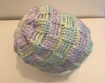 Bonnet En Crochet Multicolore – Tissu Panier – Lilas, Citron Vert, Aqua – Fait Main UK