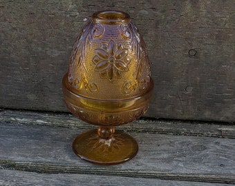 Beautiful Vintage Amber Tiara Indiana Glass Fairy lamp, Lovely Glow When Lit