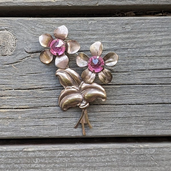 Sweet Vintage Metal Flower Broach, Pin With Pink Rhinestones