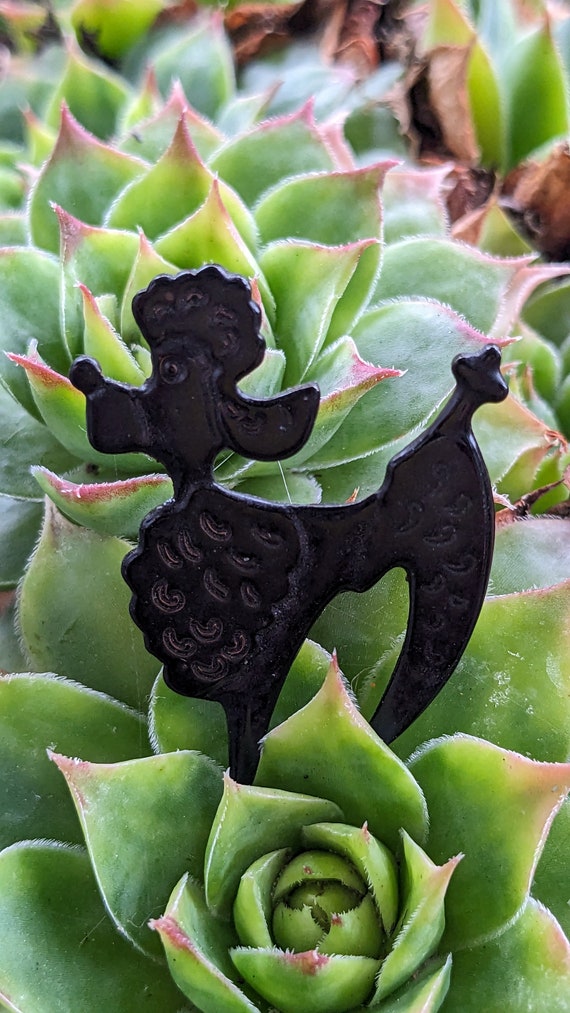 Vintage 1950s French Black Poodle Metal Pin - image 7