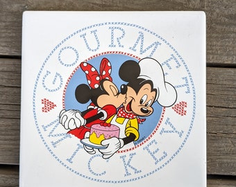 Vintage Mickey & Minnie Mouse 6" Gourmet Kitchen Trivet, Vintage Disney Collectors, Vintage Disney Kitchen, Vintage Mickey Mouse Kitchen