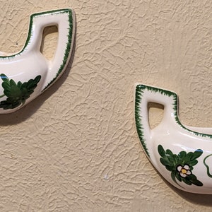 Sweet Vintage Wall Pocket Planters, Set Of Two Pitchers Wall Planters,  Green Trim With White Strawberries And Leaves, Vintage Planters