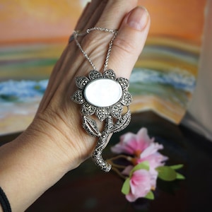 Large Silver sterling Marcasite flower brooch-pendant, Sterling Silver Marcasite Mother of Pearl sunflower Brooch Pendant, mid century 271