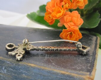 ヴィンテージ ボヘミアン ガーネット ブローチ、花柄ガーネット