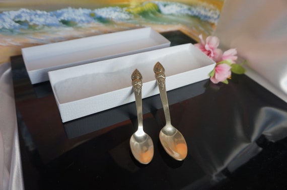 ヴィンテージ ティースプーン、タイ シルバー スプーン、小と大の