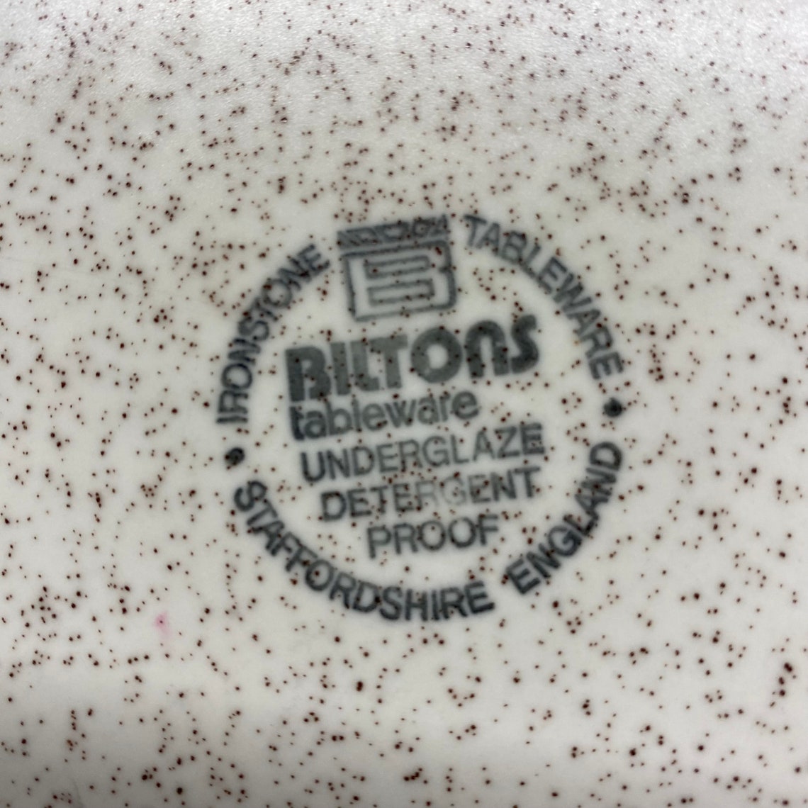 70’s Bilton’s Speckled Floral Stoneware Platter - Etsy
