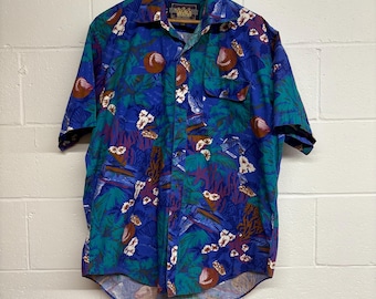 Camisa vintage Chaps Ralph Lauren de algodão com estampa havaiana, manga curta e botões.