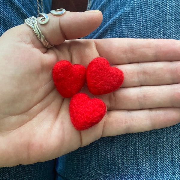 SUPER EASY! Introduction to basic needle felting - Little Hearts Mini Kit - Beginners, Kids and Adults - Art Craft Kit