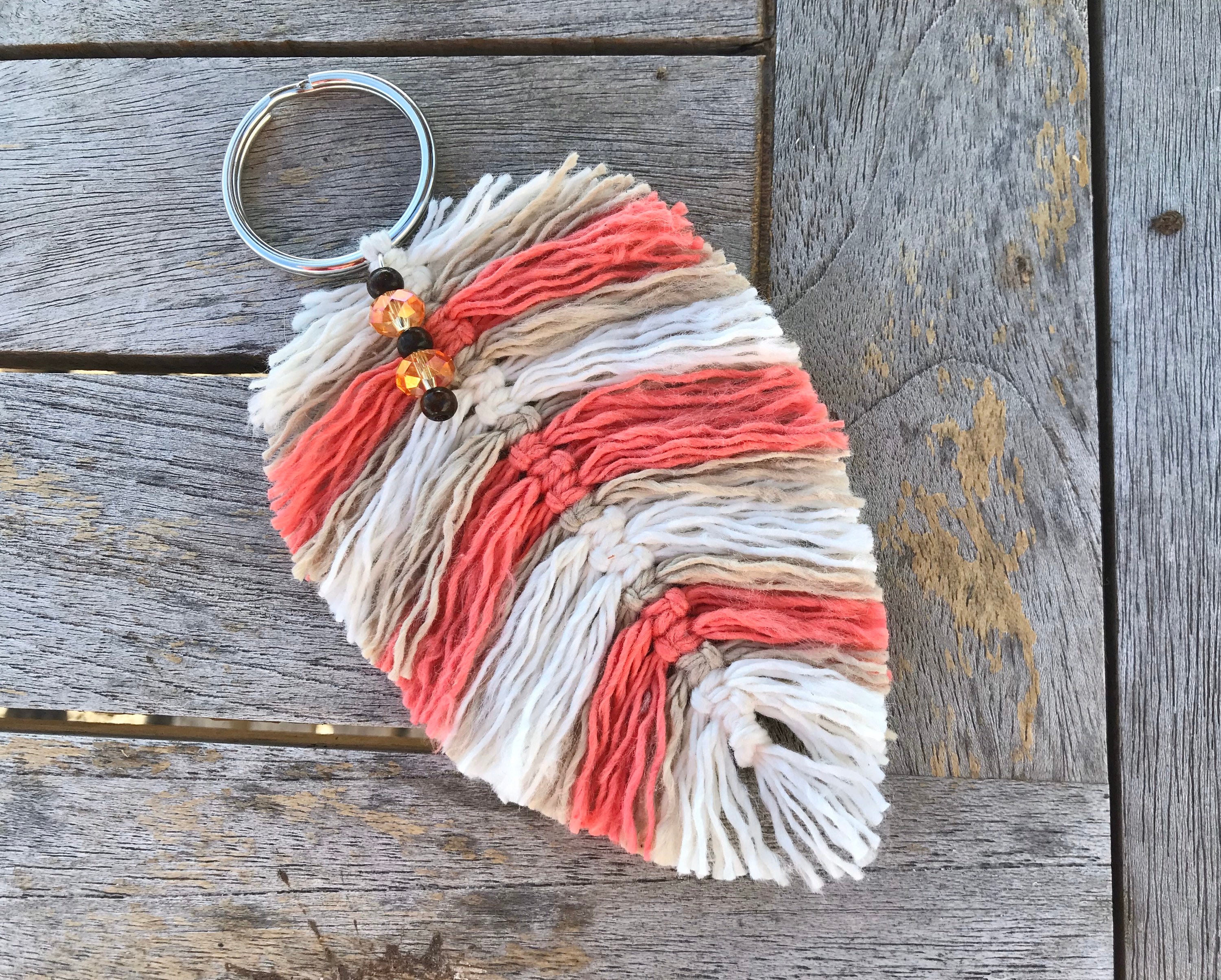 Easy Kit! Macrame Feather Keychain - Beginner Macrame kit for All Lev…