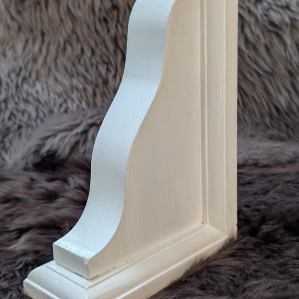 Antique Vintage Style Farmhouse Corbel