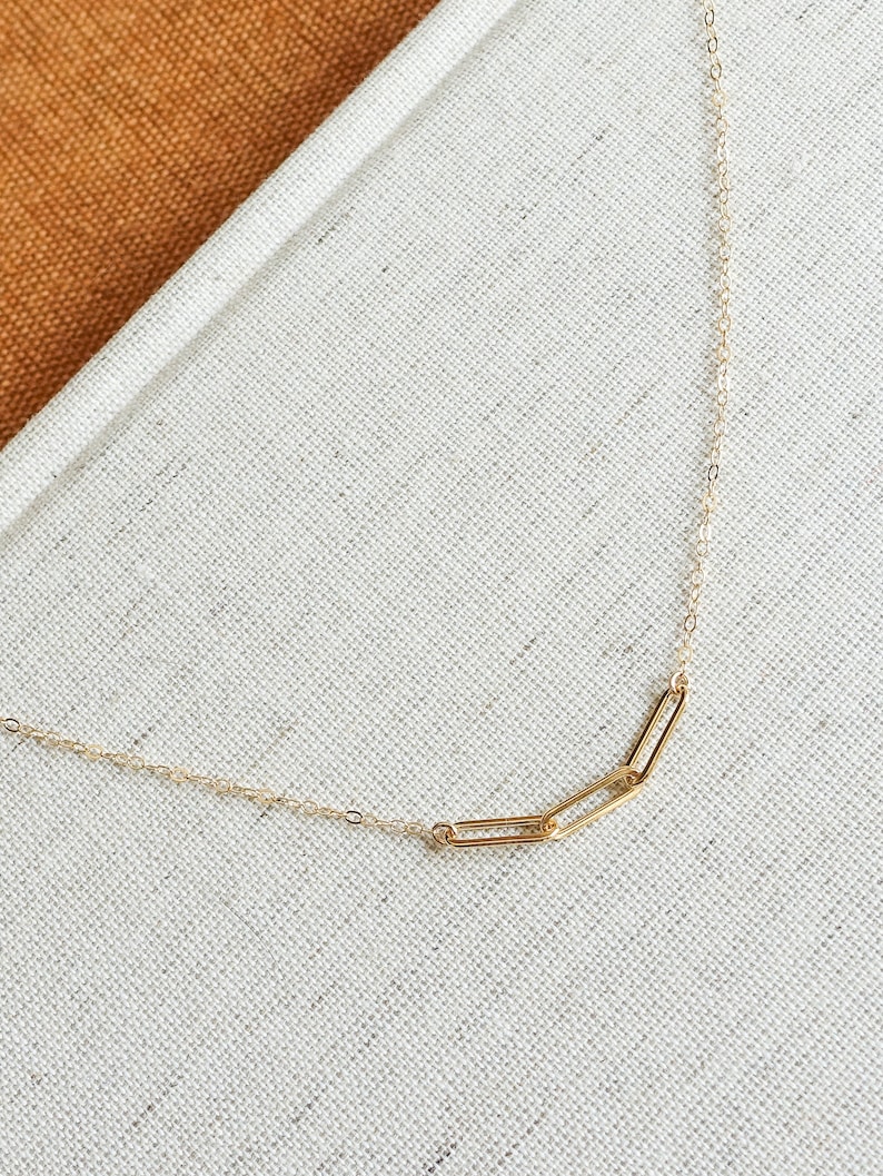 Link Necklace Family Necklace Modern Layering Necklace Paperclip Necklace Infinity Necklace Personalized Interlocking Jewelry image 2