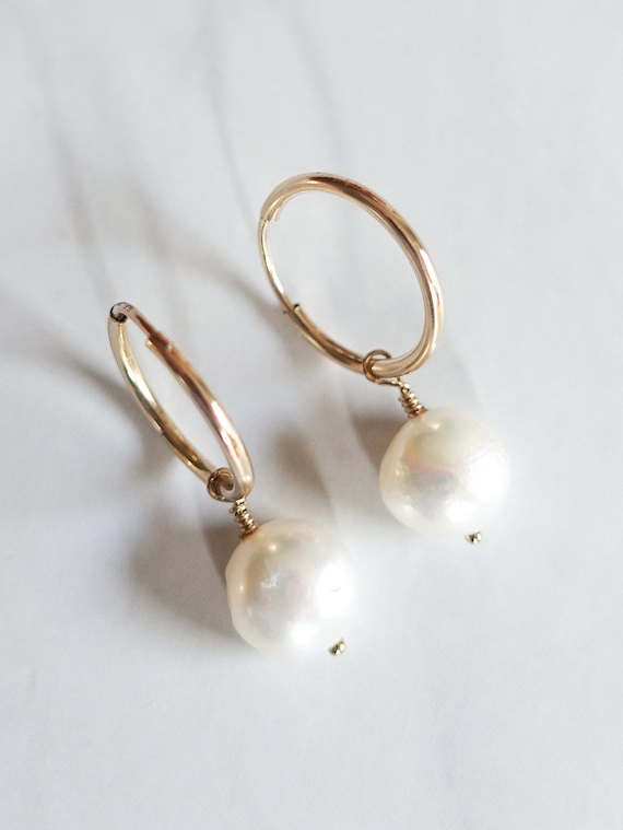 ピアス [MIDNIGHT MOMENT] half hoop pearl earring il_1080xN.4520586384_4abc.jpg