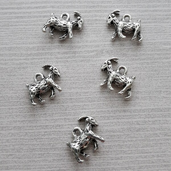 10 Goat Charms Antique Silver - CS3400