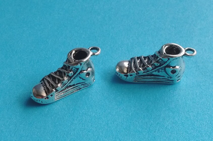 7 Tennis Shoe Charms Silver Sneaker Shoe Charm CS2133 Etsy