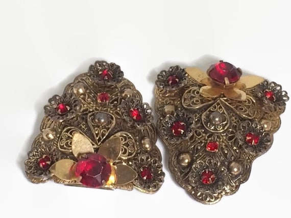 Gold Filigree and Red Rhinestone 30's 40's Shoe or