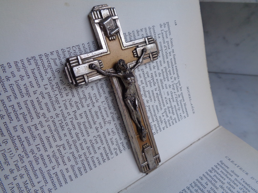 Small Wall Crucifix in Silver Metal Decorative Art Style Etsy