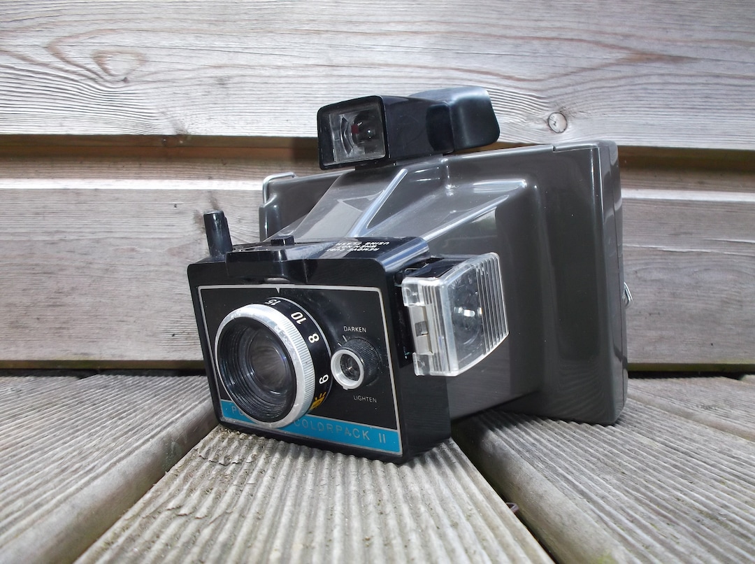 Vintage Camera Polaroid Colorpack II Land Camera, 1960 1970