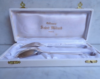 fourchette et cuillère, coffret de baptême, orfèvrerie Saint Médard, Paris