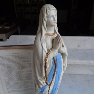 Ancienne Statue Notre Dame De Lourdes PENE&FILS, Plâtre Peint, 31 Cm