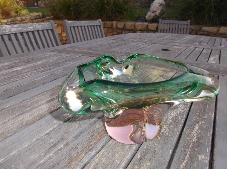 Large glass centrer in syle glass Murano Gift for Smoker green and pink cup or vacuum-pocket design Vintage Glass 1980
