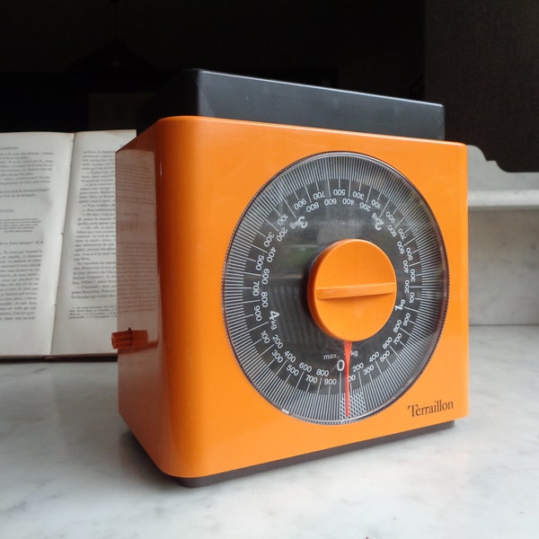 Terraillon scale balance in orange plastic, vintage 1970, Space Age