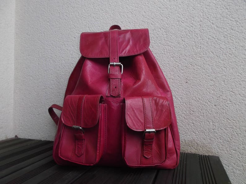 Vintage leather Fushia Pink backpack-leather fushia bag-vintage dark pink leather bag-Tunisian vintage leather Backpack 1980 1990