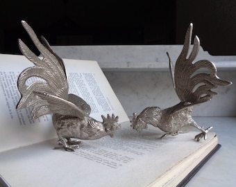 fighting roosters, pair of roosters in silver metal, statuettes, Italian vintage, collection and decoration
