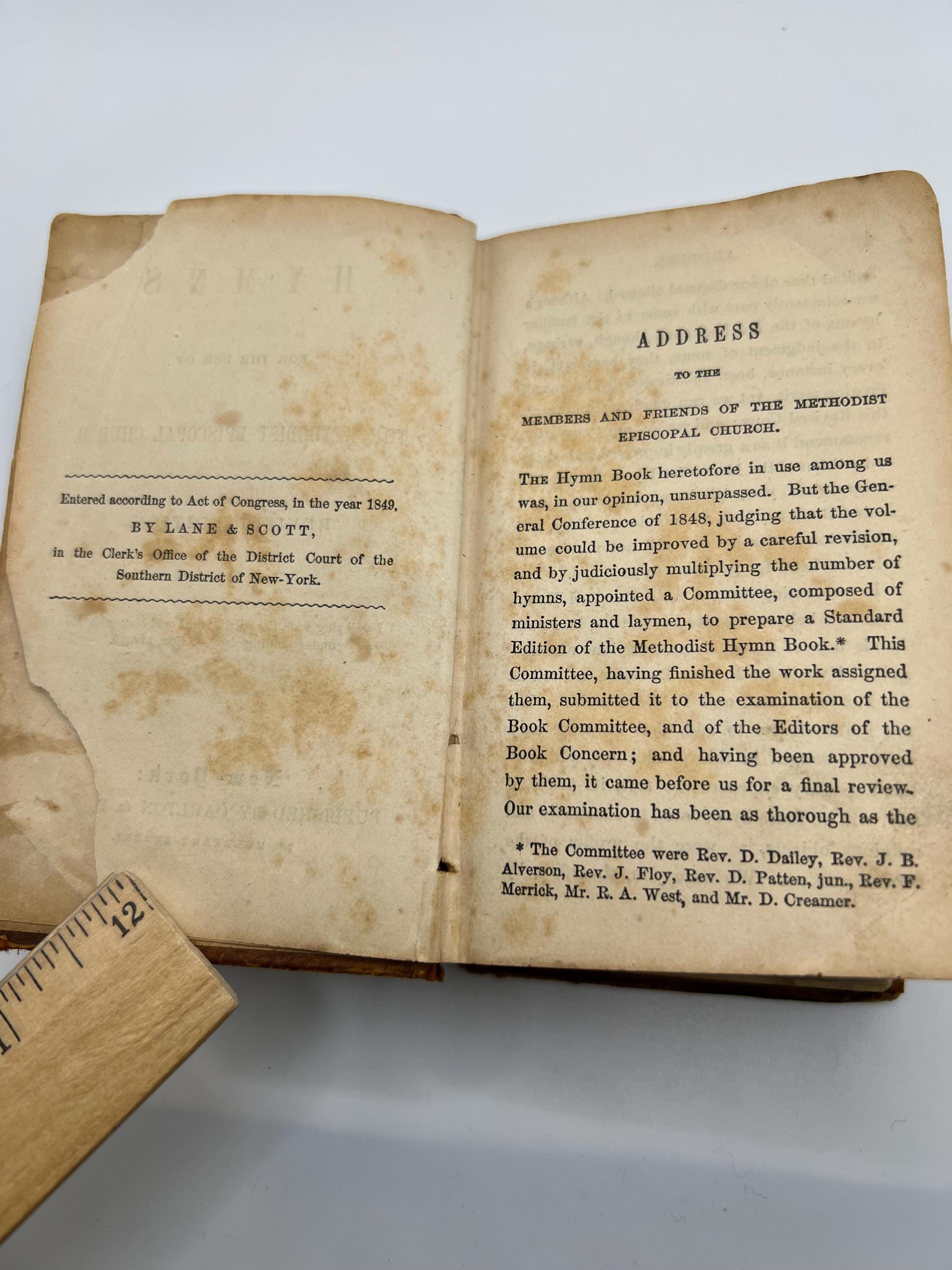 アンティークのイギリス古書！1820年 １９世紀 活版印刷　シトー修道会 青に金の箔押し洋書 20世紀 イギリス 1909年に豪華装で出版され