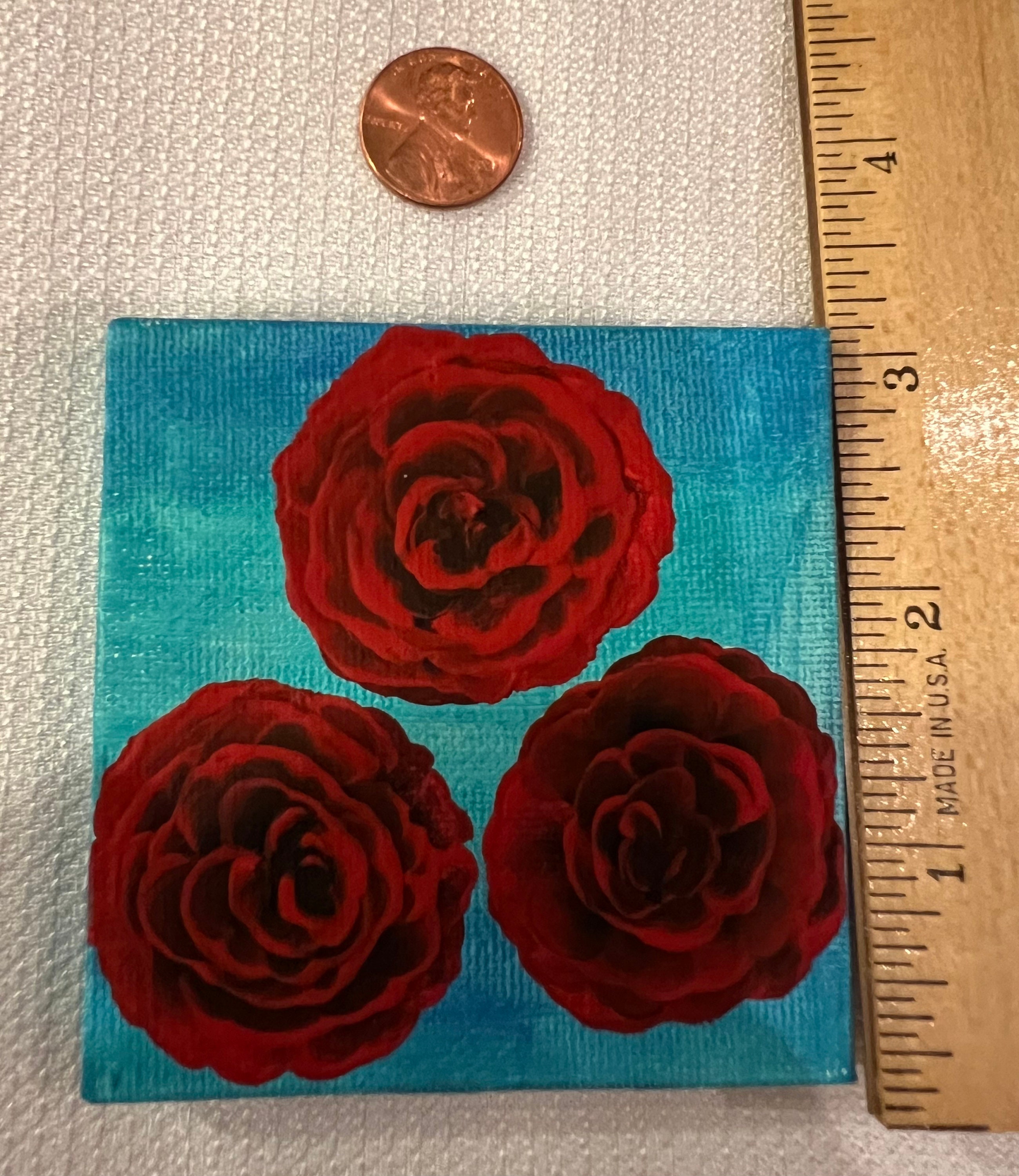 赤いバラのミニチュアアクリル画：サイン入り花のアートワーク