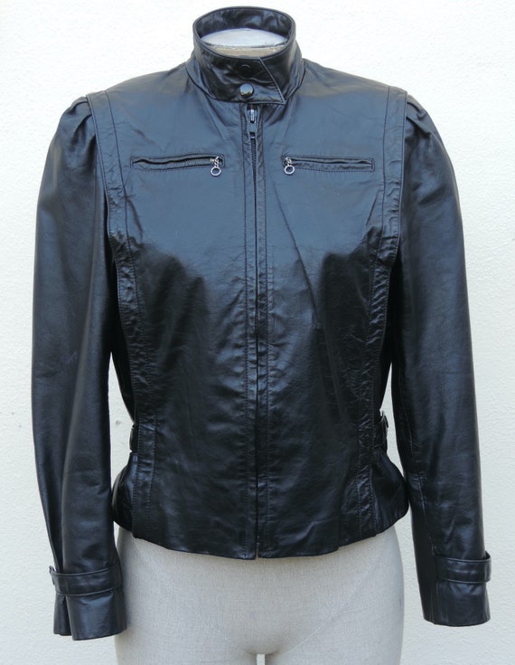 Wm's Leather Moto Biker Jacket Chest Zippers Snap… - image 3