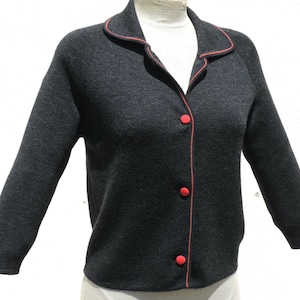 Vintage Italian Wool Knit Gray w/Red Buttons Sweater Jacket Cardigan Small to Medium