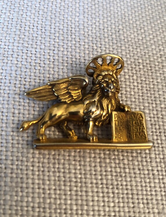 Metropolitan Museum of Art vintage Saint Mark Winged Lion brooch.