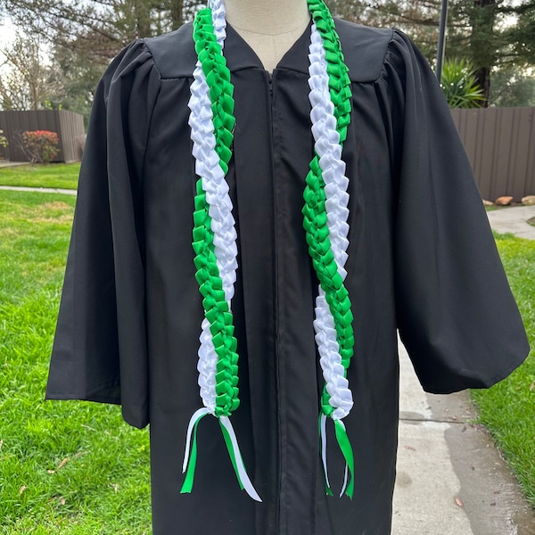 Twisted ribbon lei