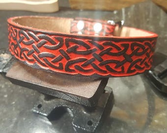 Dog Collar, Leather Dog collar, Celtic Design, Red and Black, Celtic, Medium Dog Collar, Handmade