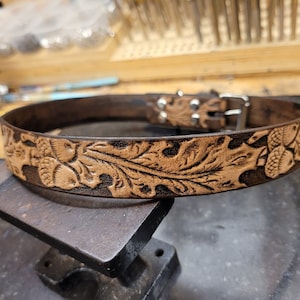 Dog Collar, Leather dog collar, Maple leaf, Acorns, 1 inch, hand crafted, Dark Brown, Small dog collar. Handmade, Hand Crafted