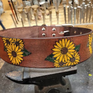 Dog Collar, Leather Dog Collar, Sunflowers, Mahogany color, Handmade, 2&quot; inch wide. Medium Dog Collar, Large Dog Collar