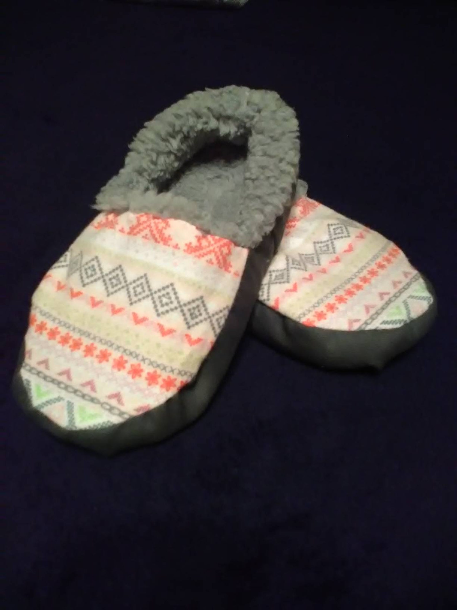 Slippers incredibly comfortable and unique. High quality Etsy