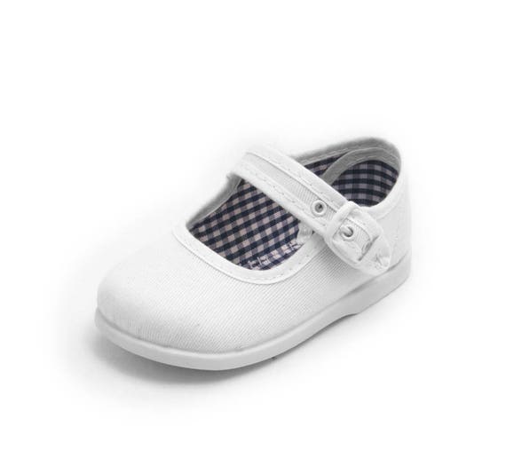 baby girl white canvas shoes