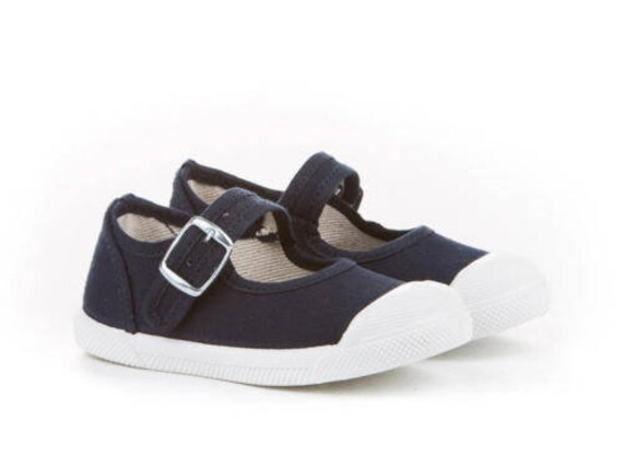 girls canvas mary jane shoes