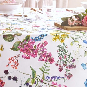 70&quot; SYLVIE French Country Wildflowers Berries Round Table cloth - French Oilcloth Cotton Coated Wipe Off Cloth-Party Spill Proof Table Decor