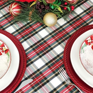 59&quot; CALEDONIA TARTAN WHITE Round Christmas Plaid Tablecloth French Coated Wipeable Circular Table Cloth Christmas Party Table Cover Gifts
