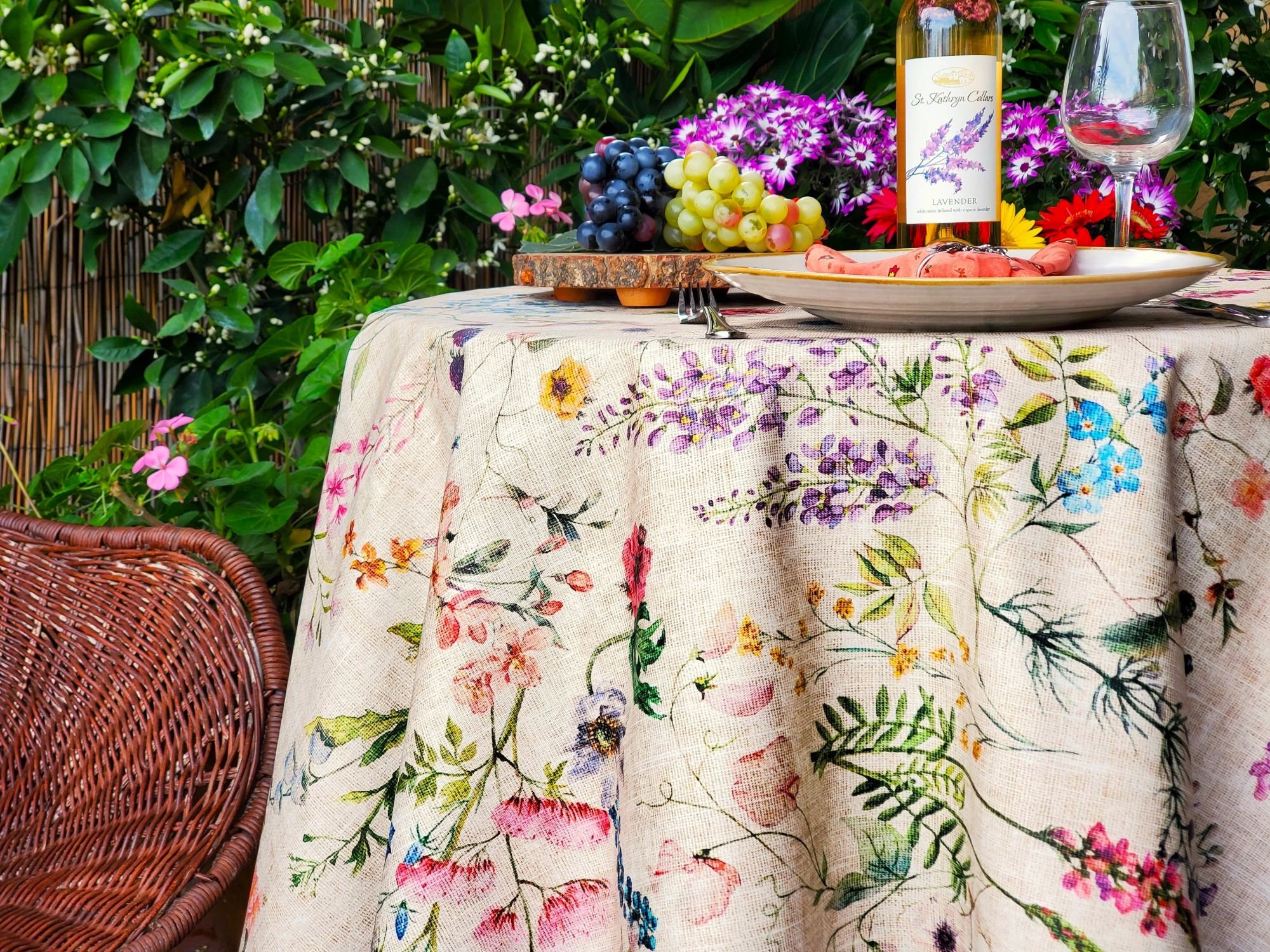 88" AMELIE WILDFLOWERS Round Tablecloths French Oilcloth Coated Fabric Wipeable Circular Table Cloth Wedding Birthday Gift Party Table Cover