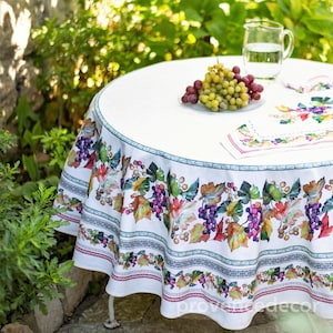 70&quot; WINE COUNTRY Round Cotton Coated Table Linen French Country Style Grape Pattern Design Watercolor Purple Blue Elegant Dining Collection