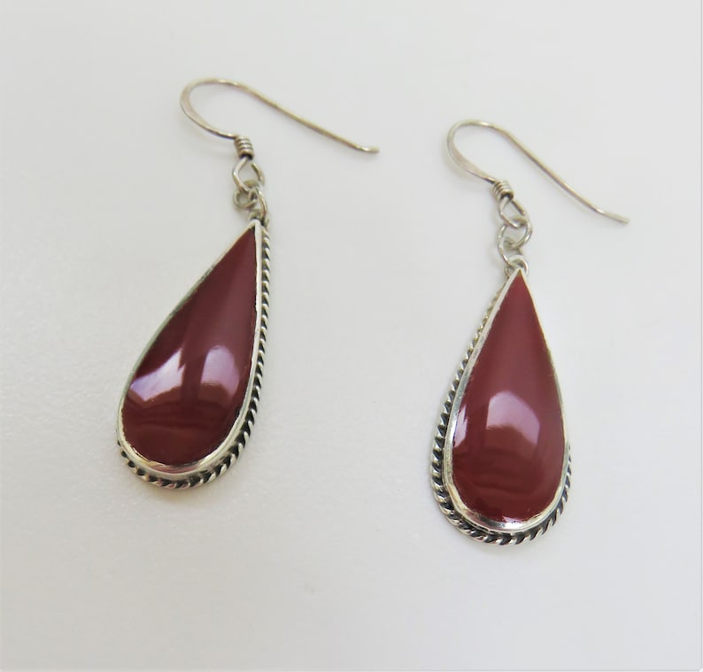 5 cm Long Vintage Sterling Silver and Carnelian Drop Earrings