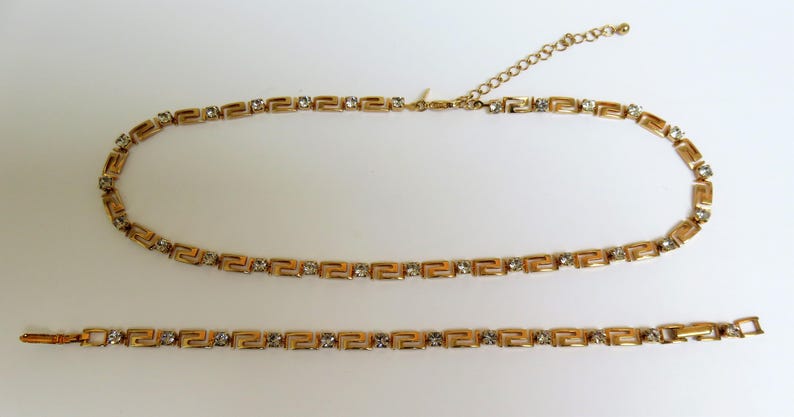 Vintage Signed Avon Gold Tone and Diamante Neckace and Bracelet Set Demi Parure