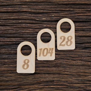 Étiquette numérique en bois avec numéro pour l’artisanat - découpe au laser - numéro de vestiaire - étiquettes numériques - numéros de garde-robe