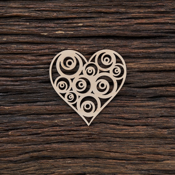 Perline di legno a forma di cuore di San Valentino da appendere con decorazioni